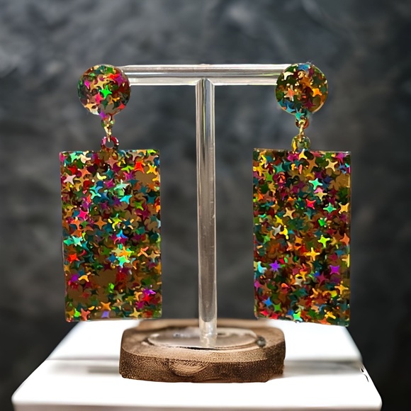 Acrylic Geo Mylti-Color Star ⭐️ Drop Earrings - Picture 2 of 4